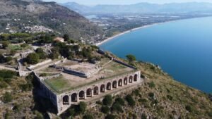 Kampanien entdecken: Kultur, Küste und Natur auf einer Rundreise